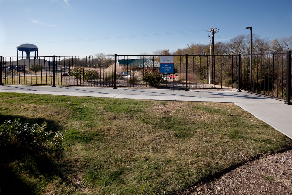Candlewood Suites Temple Medical Center by IHG - photo 50