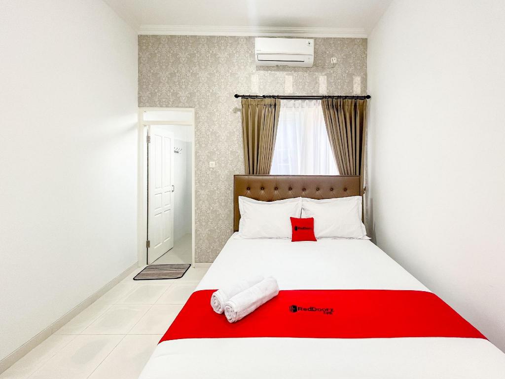 Reddoorz At Griya Martha Sumber Solo — Surakarta