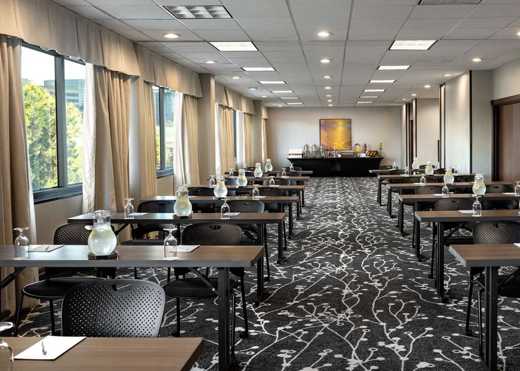 Sonesta Irvine John Wayne Airport - photo 42