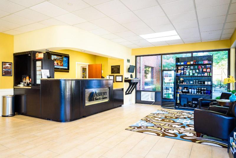 Asbury Inn & Suites - photo 5