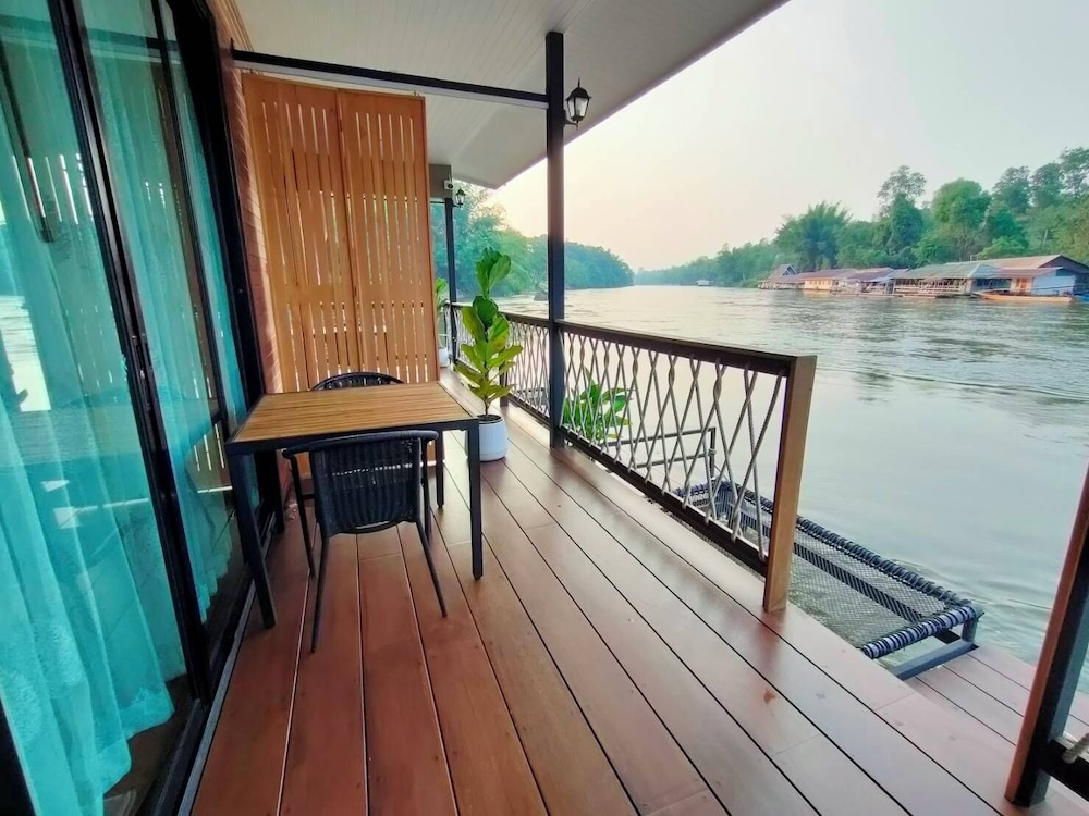 Rimwang The River Life in Sai Yok, Thailand