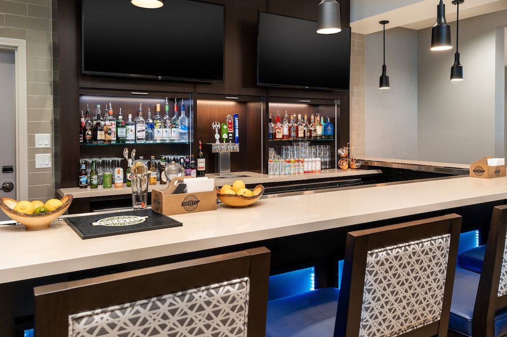 Staybridge Suites Nashville Vanderbilt Area by IHG - photo 54