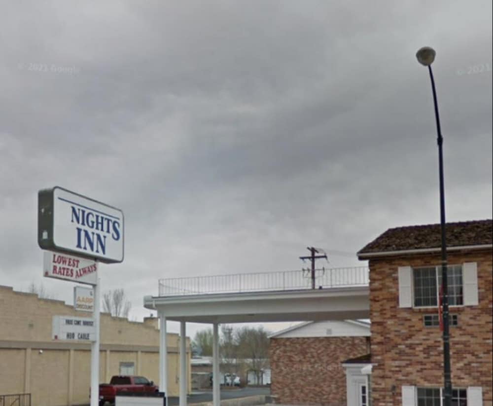 Nights Inn - photo 13