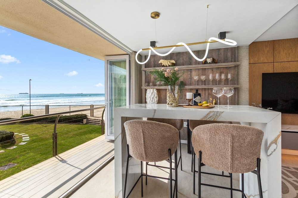Lagoon Beach Luxe 116a