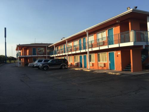 Relax Inn Forth Worth - last minute hotel in Fort Worth