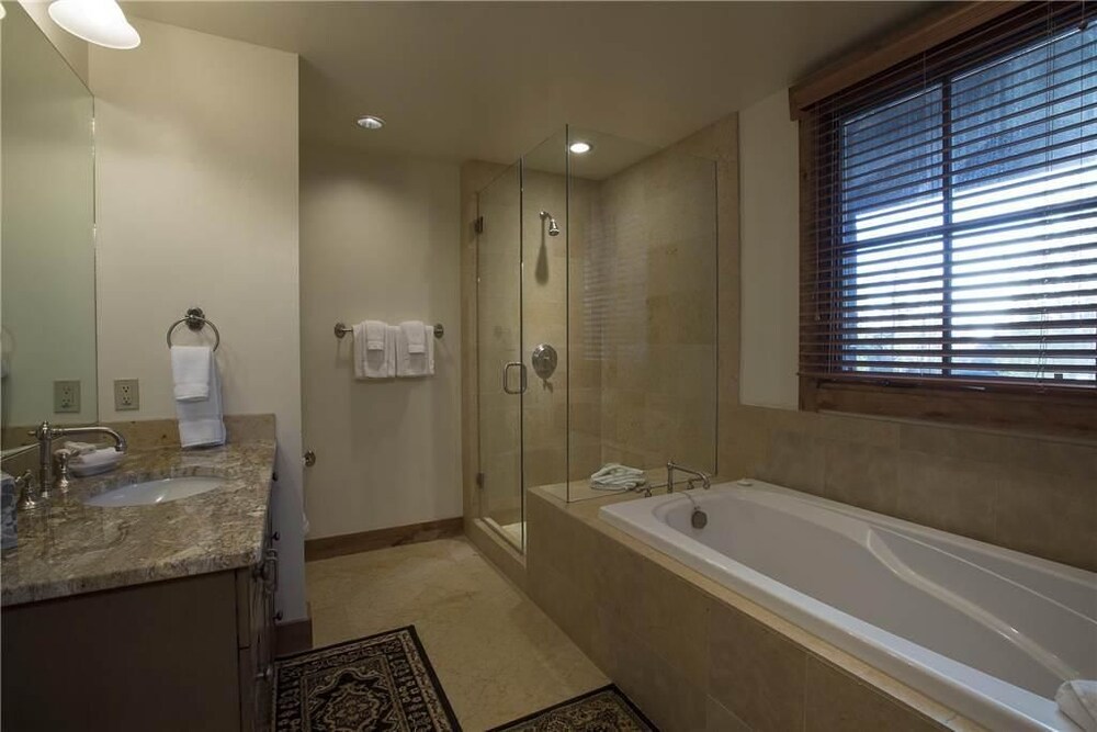 Belvedere Park by Telluride Resort Lodging - photo 13