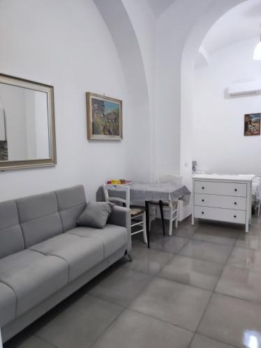 Appartamento a San Lorenzo Netsuhe — 4-Star Luxury Hotel in Rome, Italy
