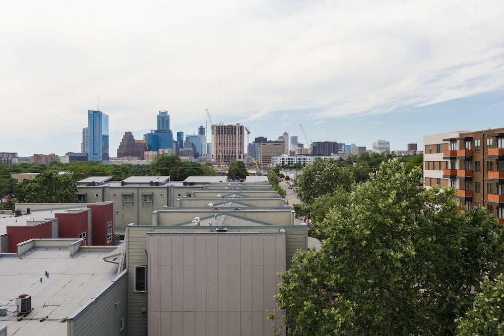 Locale Eastside - photo 42