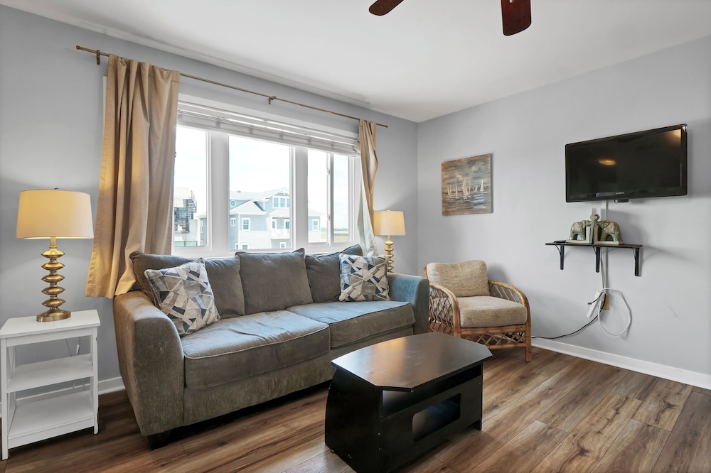 Sandpeddler Inn & Suites - photo 178