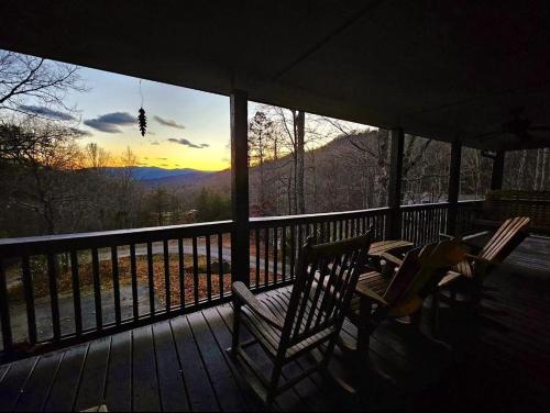 Bruins Den — Bryson City — photo 2