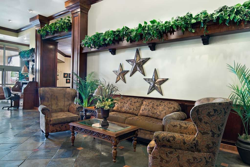 Oxford Suites Pendleton - photo 12