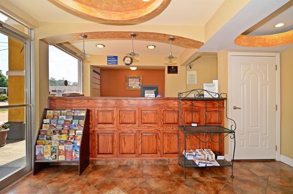 Americas Best Value Inn Alexandria - photo 3
