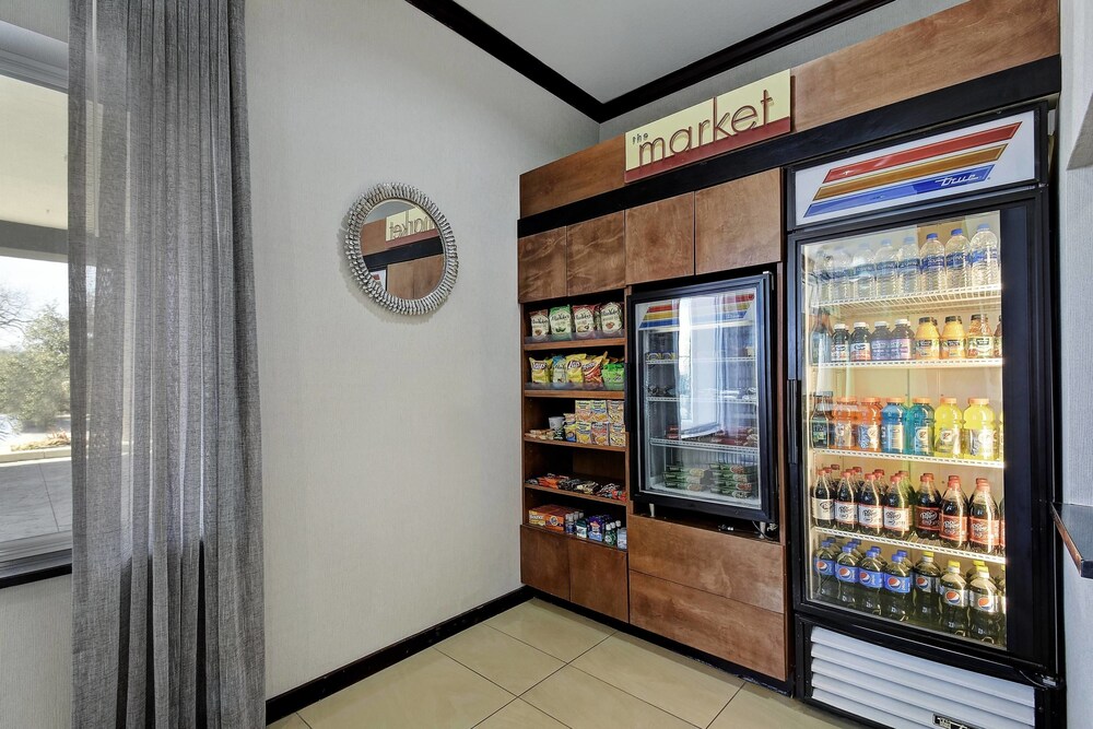 Fairfield Inn & Suites Marriott San Antonio Boerne - photo 27
