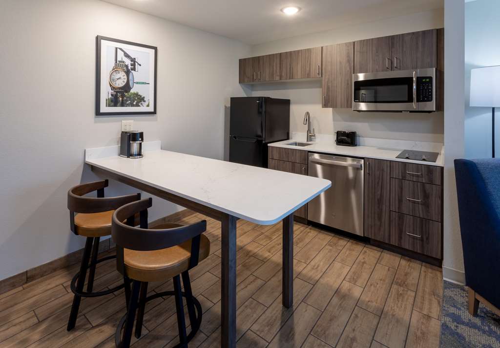 GrandStay Hotel & Suites Algona - photo 14