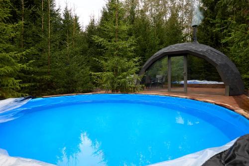 Pokemajad in Someru, Estonia