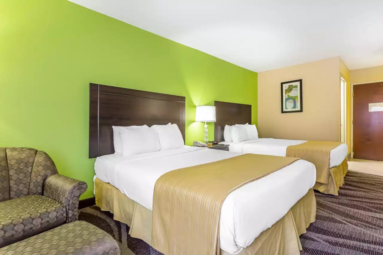 Quality Inn Warsaw I 40 - photo 15