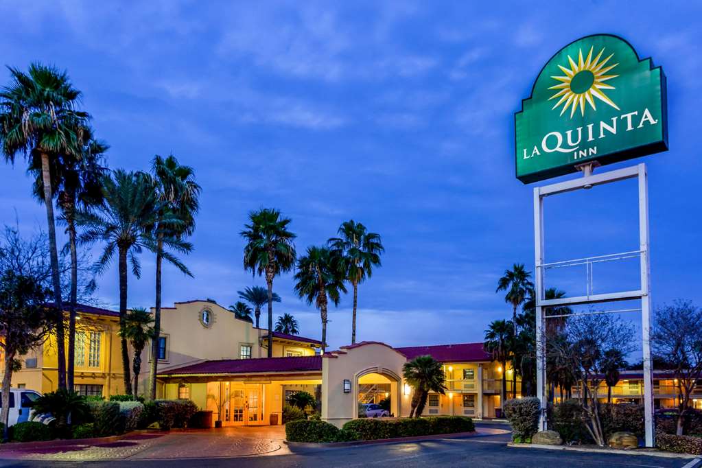 La Quinta Inn by Wyndham Laredo I 35 - photo 4