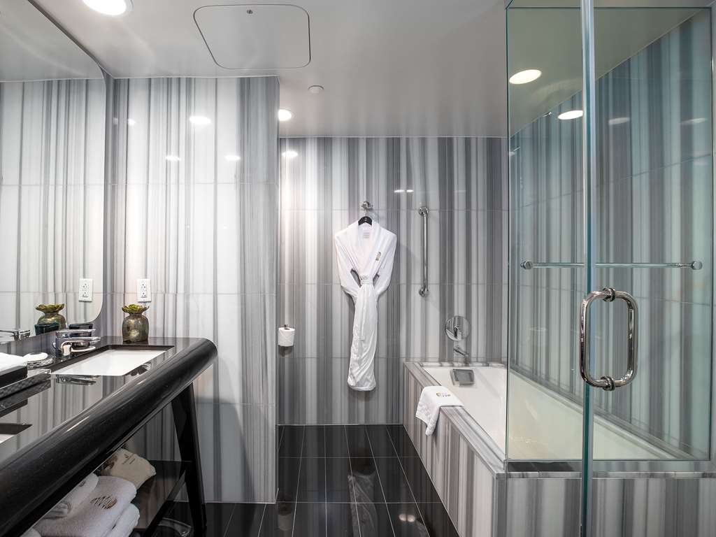 The Watergate Hotel - photo 11