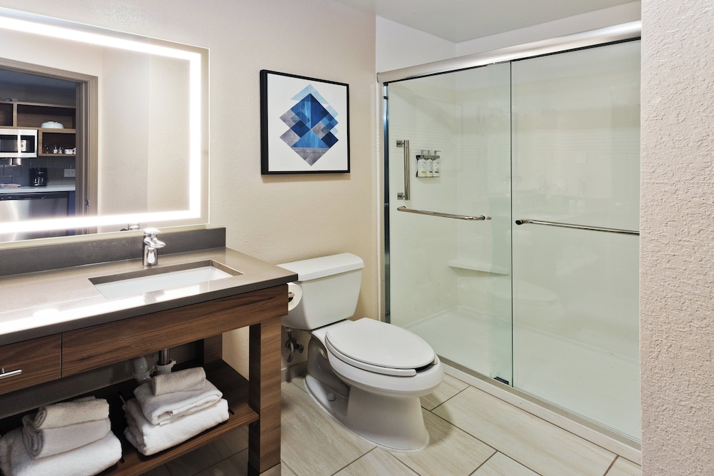 Candlewood Suites Columbus Fort Benning by IHG - photo 32