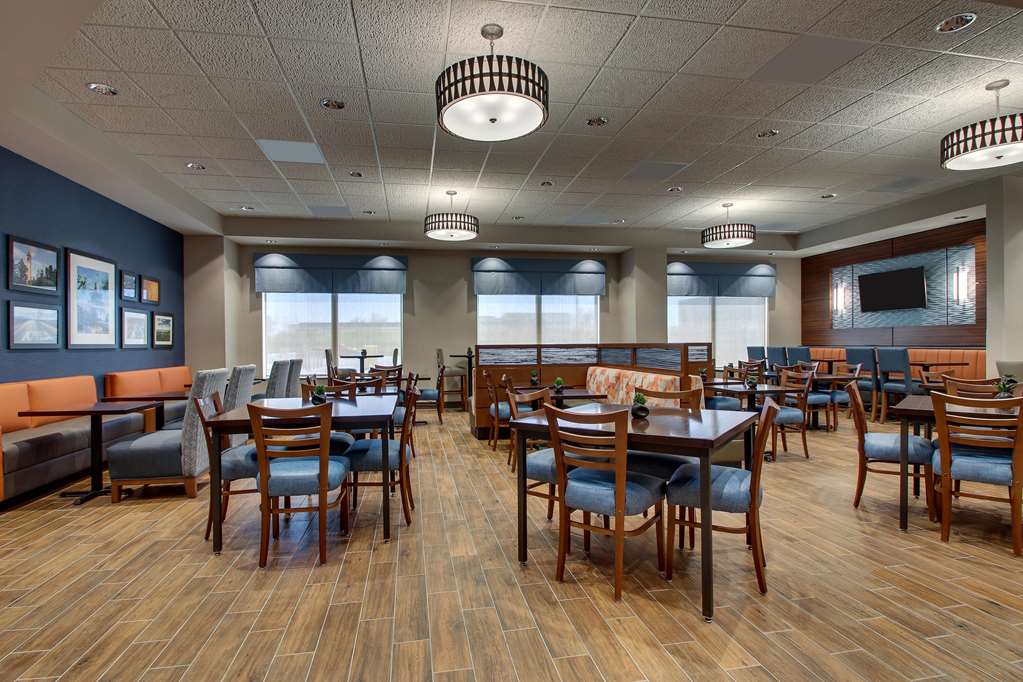 Drury Inn & Suites Iowa City Coralville - photo 16