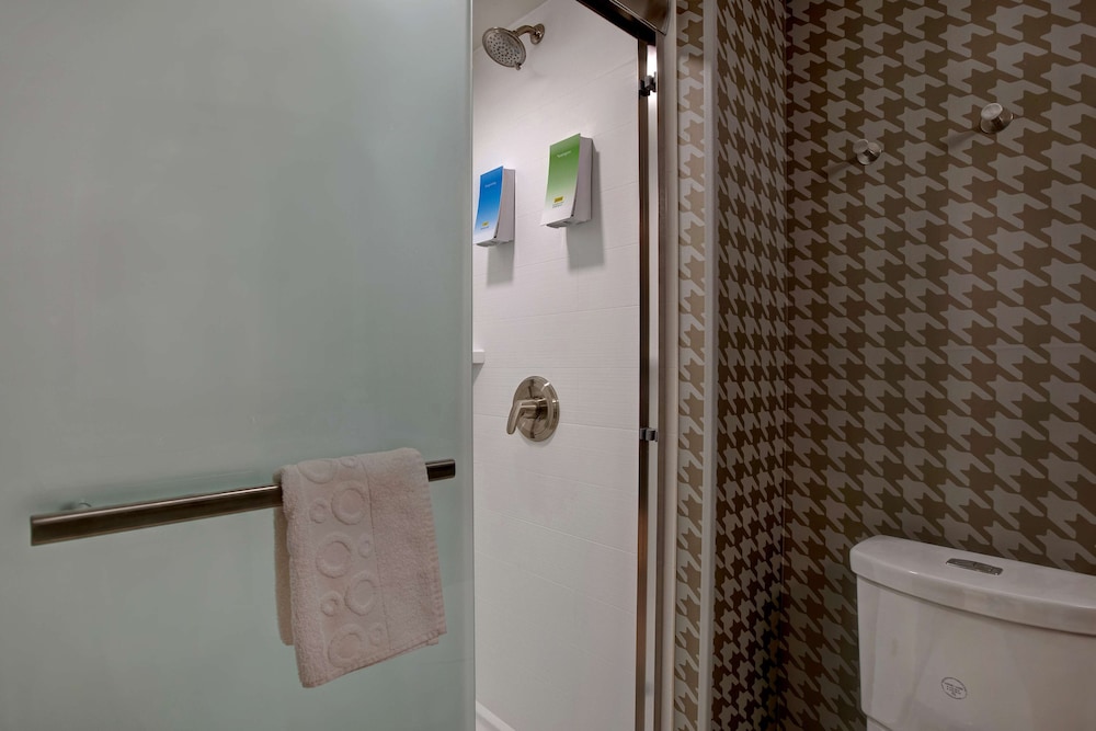 Home2 Suites by Hilton Lexington Hamburg - photo 33