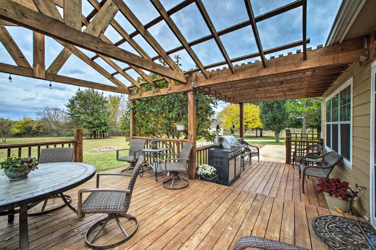 15 Acre Retreat near Dtwn Tulsa and Skiatook Lake — 4-Star Luxury Hotel in Sperry, United States