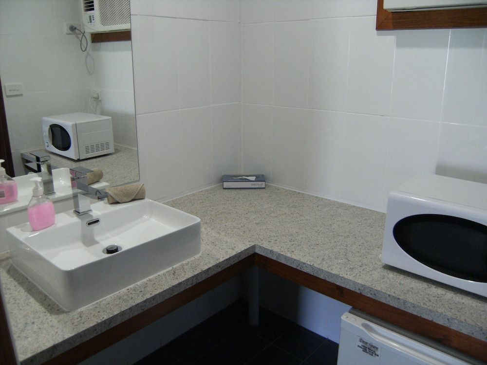Regency Court Motel — Cobram — photo 4