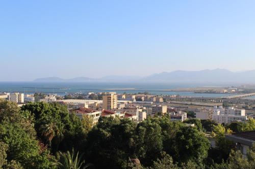 Splendido open space a 10 min a piedi dal Centro IUNS2308 — 4-Star Luxury Hotel in Cagliari, Italy