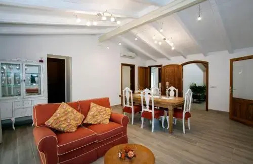 Petit Binibona - carbon neutral hotel in Selva