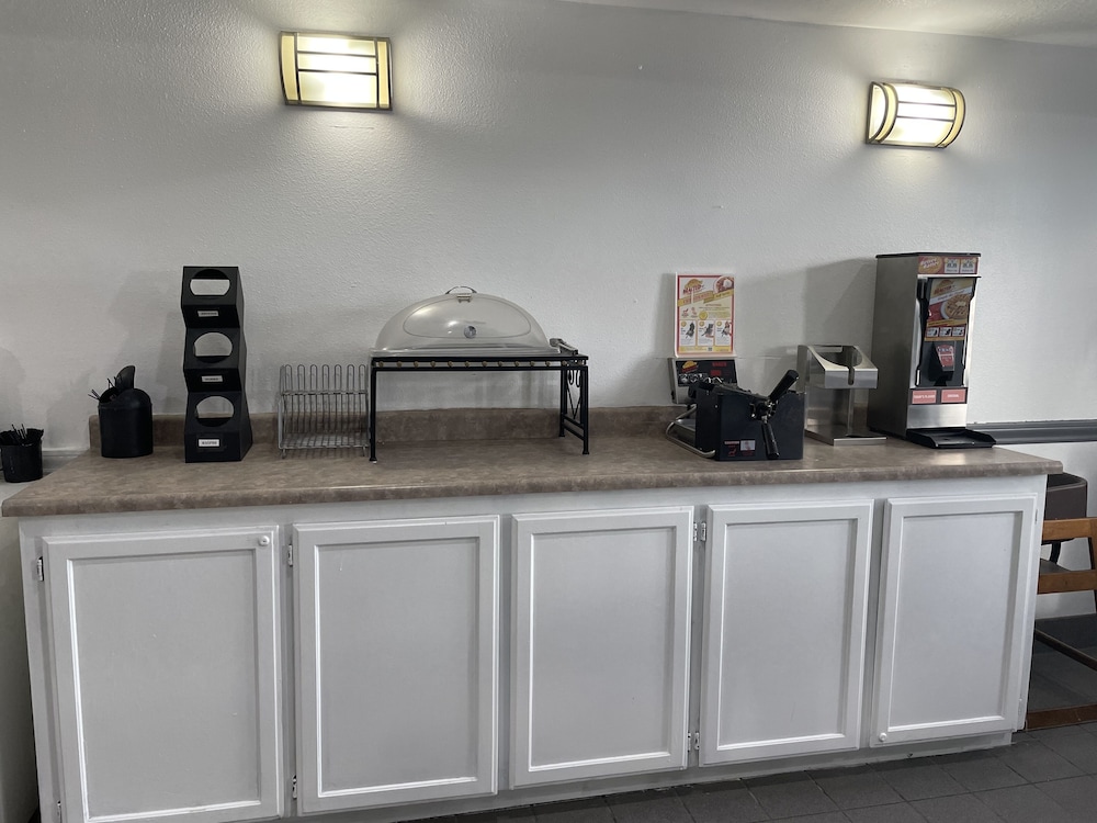 Quality Inn Carlin - photo 30