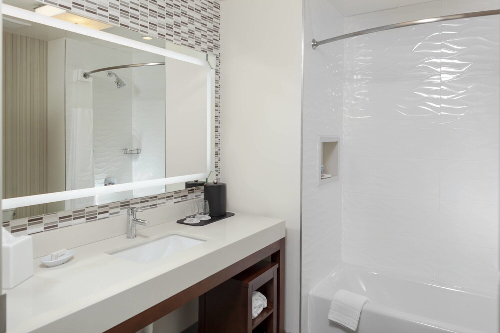 Courtyard by Marriott DeLand Historic Downtown - photo 9
