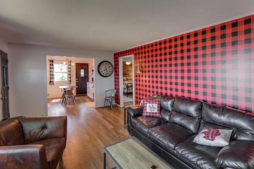 Lakeside Mille Lacs Cabin — 4-Star Luxury Hotel in Garrison, United States