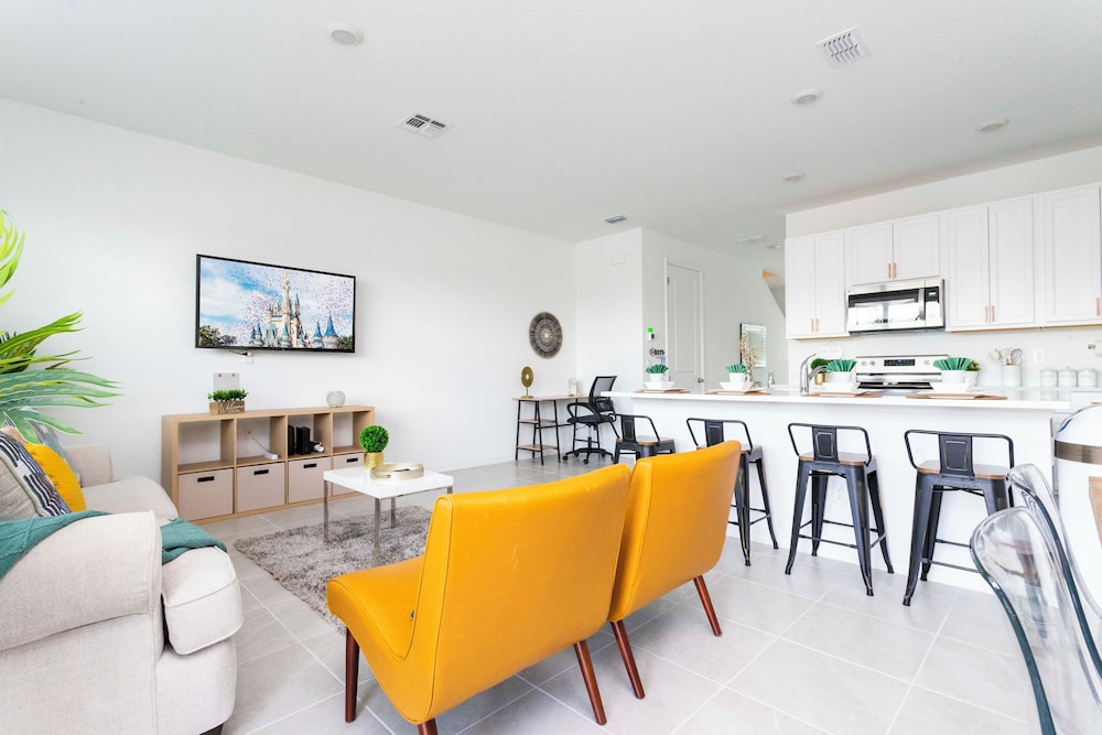 Gorgeous 3Bd Close to Disney Enclaves at Festival 1613 Davenport - photo 9
