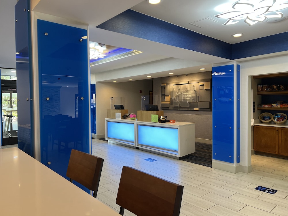 Holiday Inn Express Hotel & Suites Columbia East Elkridge by IHG - photo 3