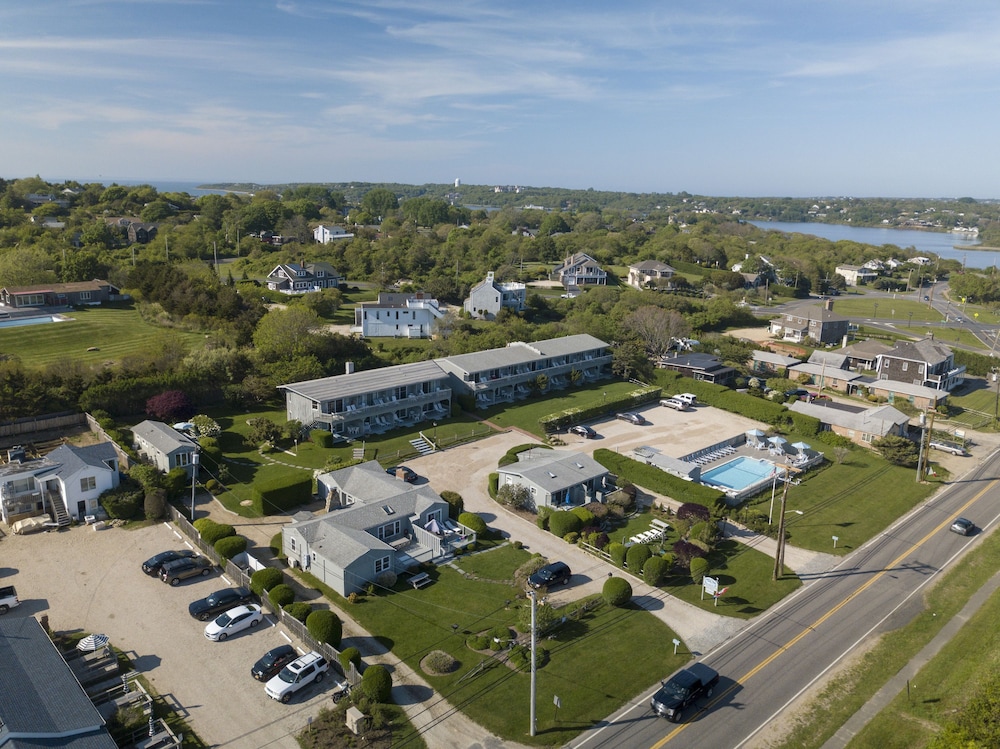 Beach Plum Resort - carbon neutral hotel in Montauk
