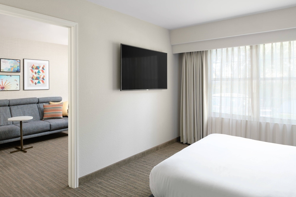 Residence Inn By Marriott Pleasanton - photo 15
