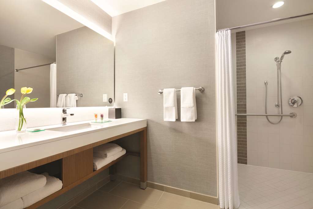 Hyatt Place at Anaheim Resort Convention Center - photo 11