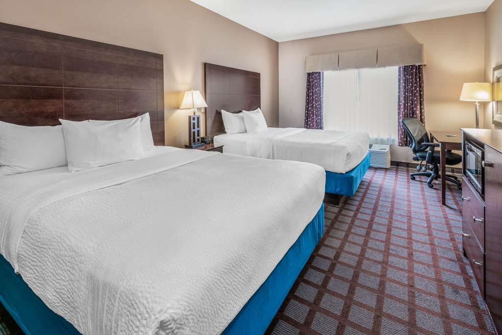 La Quinta Inn & Suites by Wyndham Bozeman - photo 13