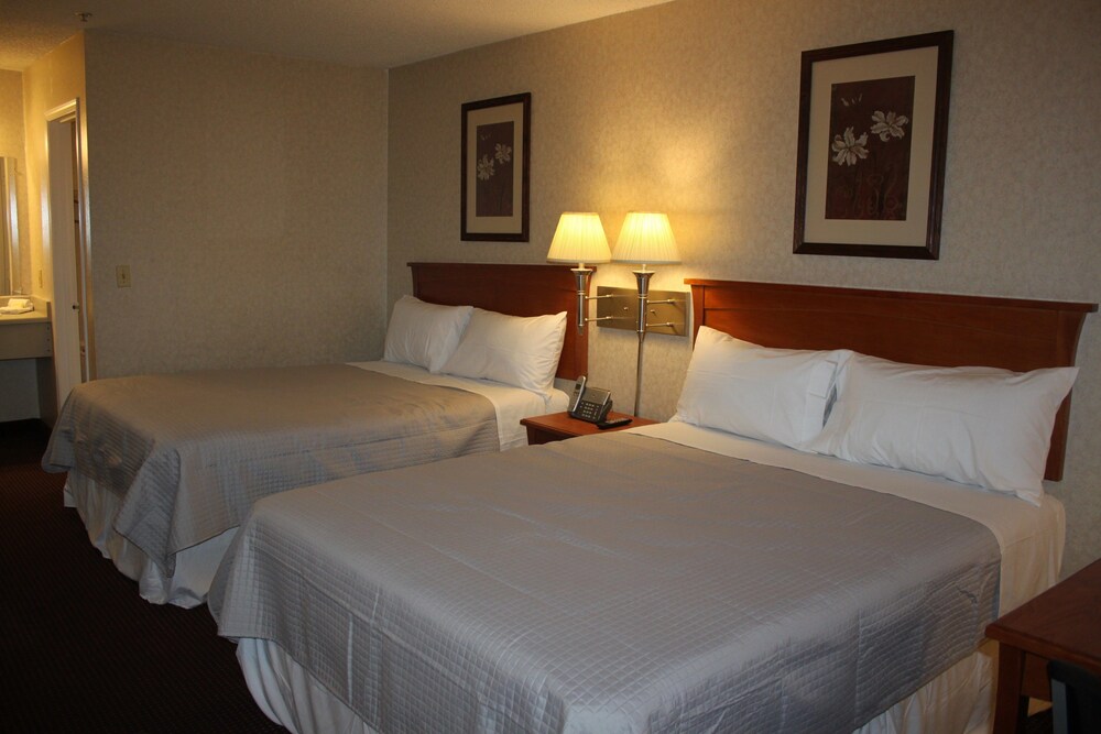Port of Tacoma Inn - photo 8