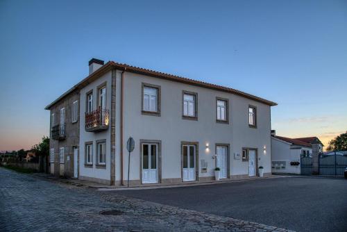 Flor de Valença Guest House — 4-Star Luxury Hotel in Valenca, Portugal