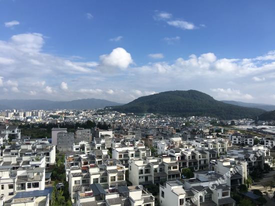 Erjian Inn - last minute hotel in Tengyue
