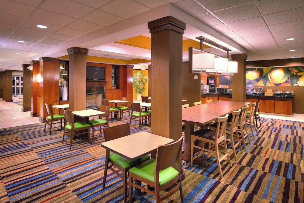 Fairfield Inn & Suites by Marriott Gillette - photo 21