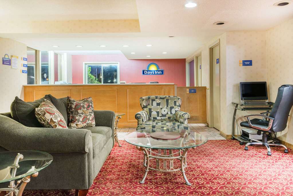 Days Inn by Wyndham Paintsville - photo 4