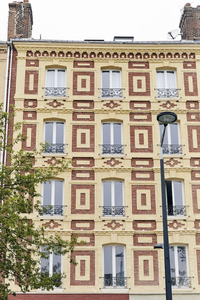 97 Smart Appart Le Havre — 4-Star Luxury Hotel in Le Havre, France