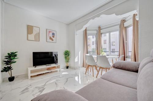 Villanueva By Clabao — Logrono