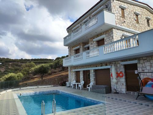 Villa Galinos — 4-Star Luxury Hotel in Hersonissos, Greece