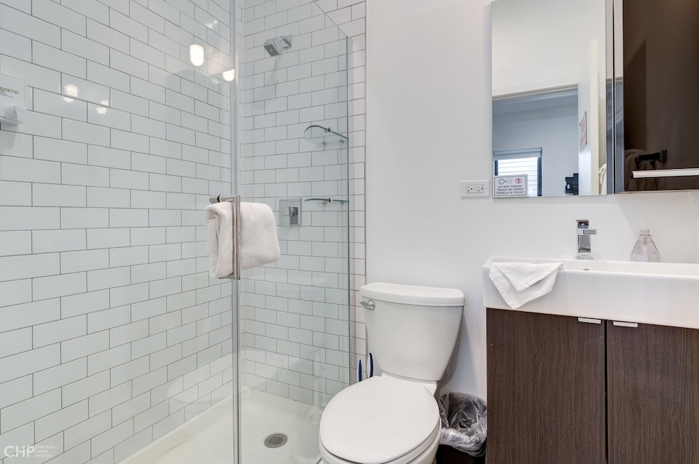 Amenities No Hotel Room Can Match Full Kitchen And In unit Laundry 747 Lofts Cabin 306 by RedAwning - photo 4