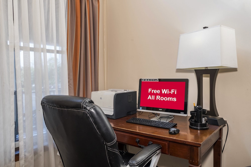 Red Roof Inn & Suites Stafford VA - photo 25