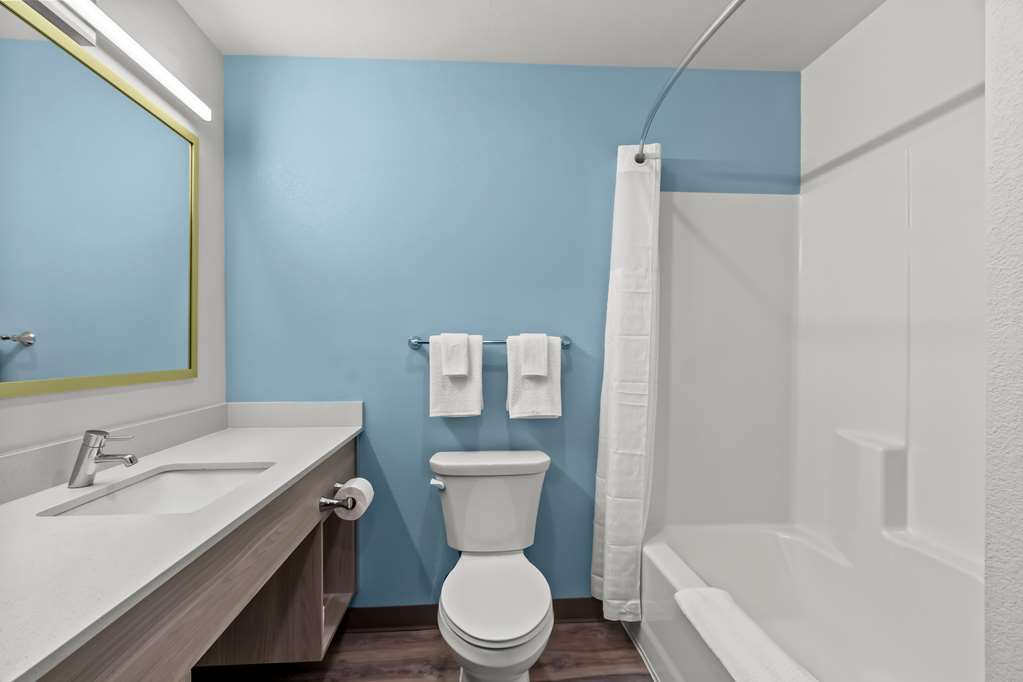 Woodspring Suites Gilbert Mesa Gateway Airport - photo 17