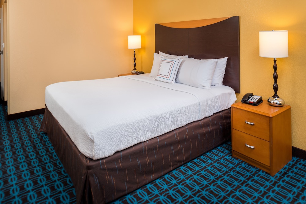 Fairfield Inn & Suites by Marriott San Antonio NE Schertz - photo 11